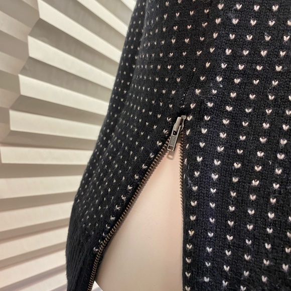 LULULEMON Yogi Crew Sweater Zips EUC - Picture 9 of 11